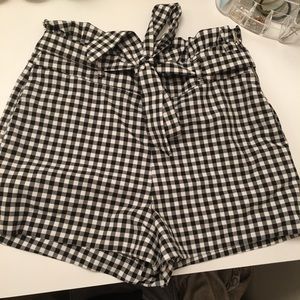 Zara! Gingham high waisted shorts